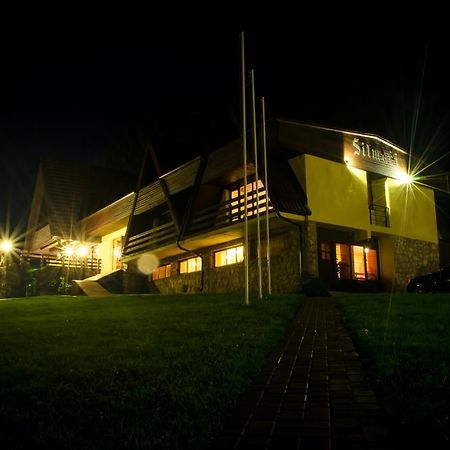 Silmaci Hotel Launkalne Buitenkant foto