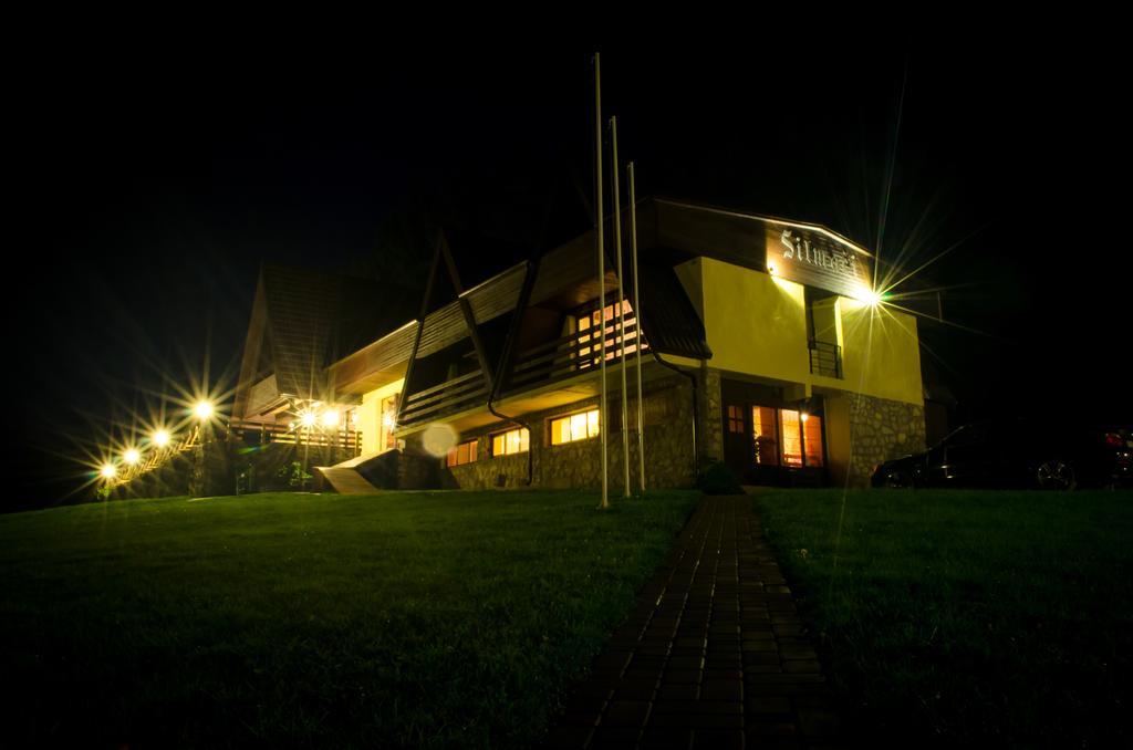 Silmaci Hotel Launkalne Buitenkant foto